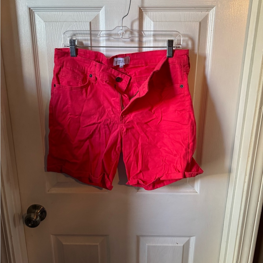 crown & ivy Vibrant red Women’s shorts